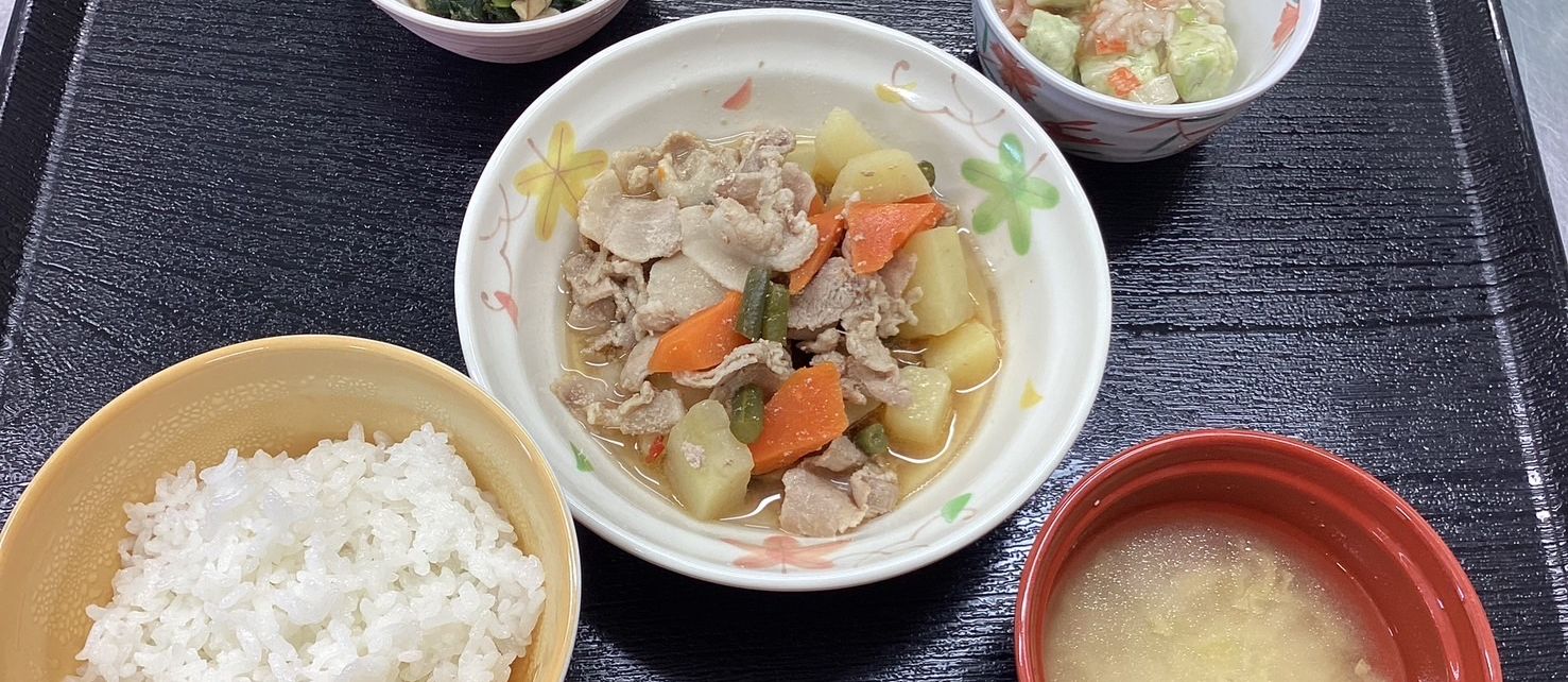 施設で提供されている食事の一例